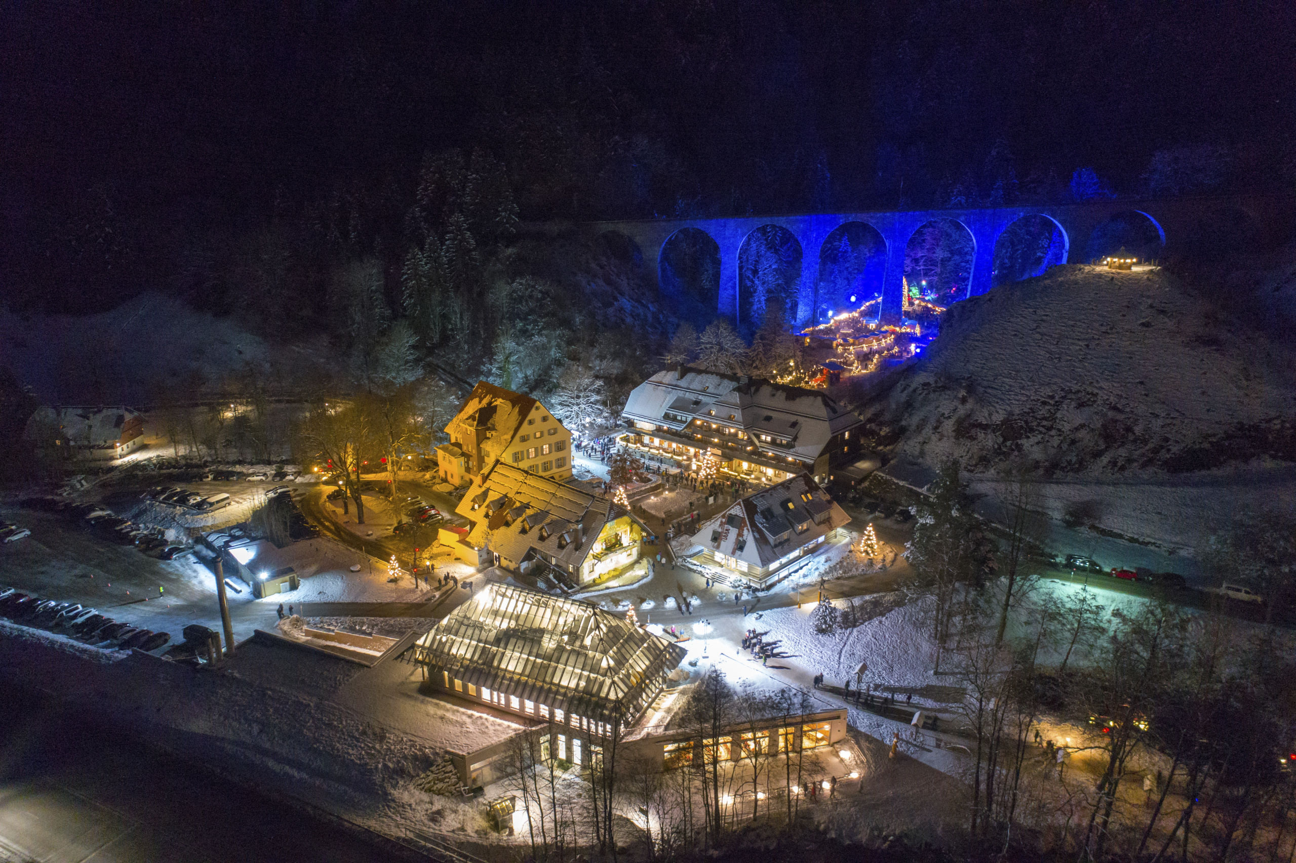 Hofgut Sternen and christmas market in the Ravenna gorge